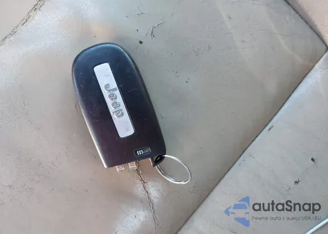 2015 Jeep Grand Cherokee Limited из США, поврежденный, VIN 1C4RJEBG1FC903552